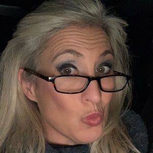 Meet your Posher, Christa